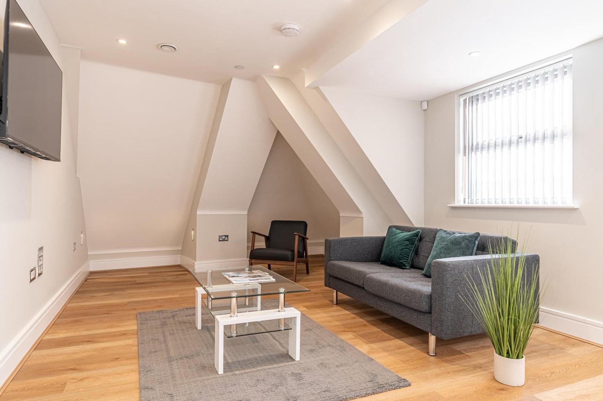 רדינג Bond House By Celador Apartments מראה חיצוני תמונה