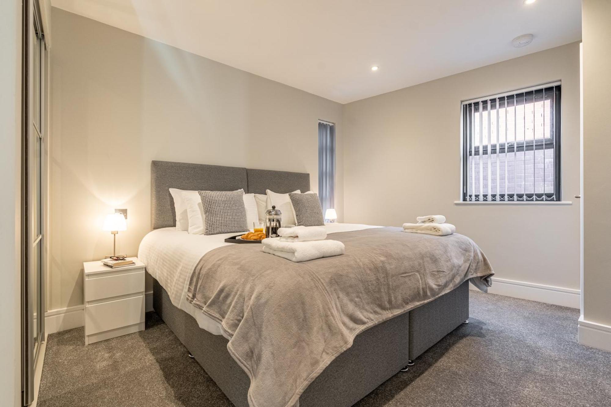 רדינג Bond House By Celador Apartments מראה חיצוני תמונה