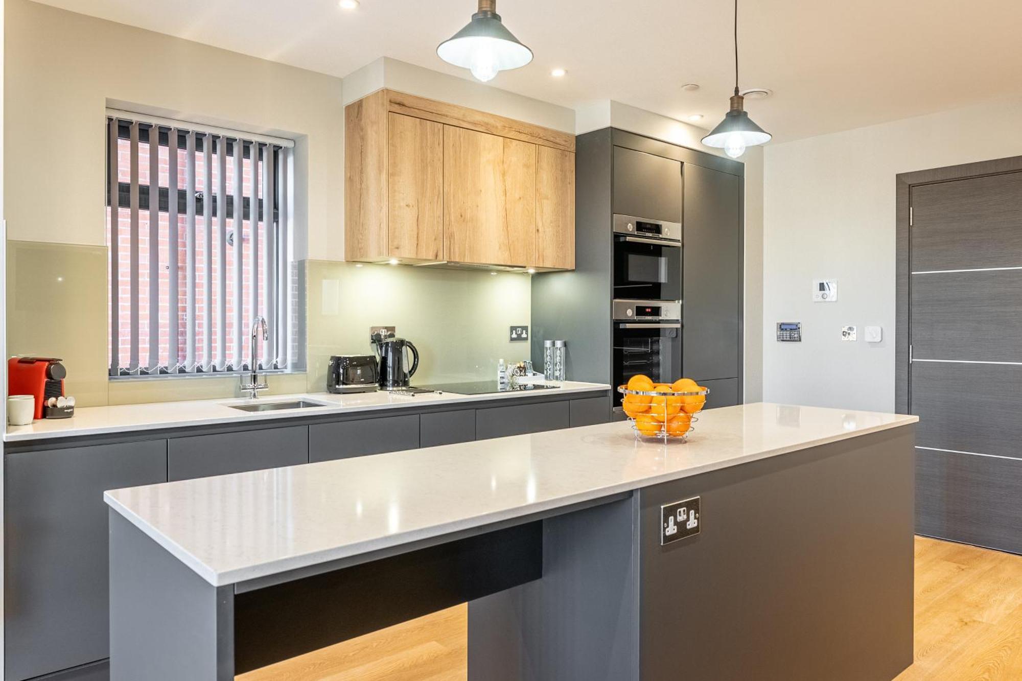 רדינג Bond House By Celador Apartments מראה חיצוני תמונה